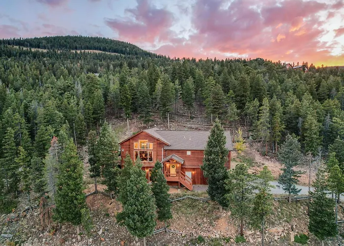 Epic Views! Luxury Cabin - Hottub, Bbq - Close To Ski, Trails, Red Rocks